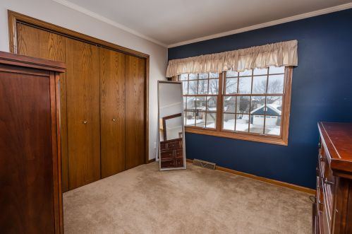 850 Vaughn Ct, Sycamore IL  60178-2000 exterior