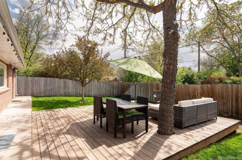 2855 Vine St, Denver CO 80205-3529 exterior