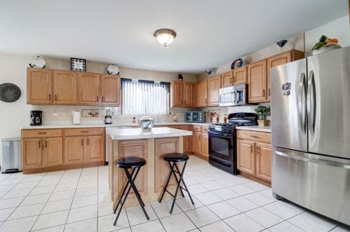 16335 Zausa Dr, Joliet, IL 60403-0871