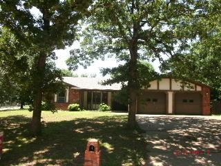 1133 Faulkner Pl, Claremore, OK 74017-6615