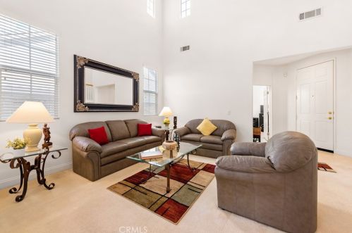 4256 Pondhill Ct, Riverside CA  92505-3464 exterior