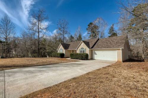 1355 Highlands Blvd, Monroe, GA 30656-1564
