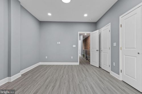 128 53 St, Philadelphia PA 19139-2613 exterior