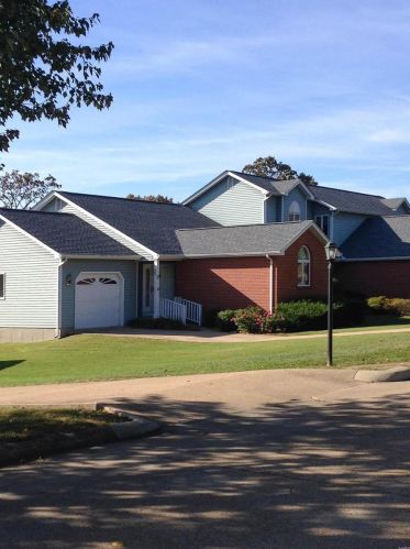 16 Village At 4, Cuba, MO 65453-9430