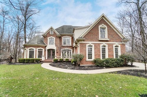 7546 Deep Woods Ct, Springboro, OH 45066-8570