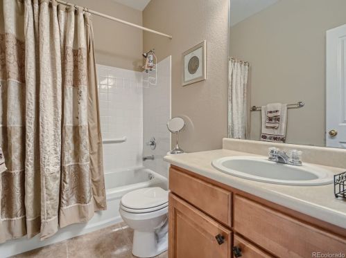 1403 Addison Ct, Aurora CO 80016 exterior