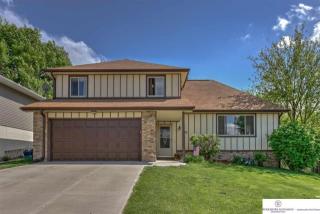14717 Elm St, Omaha, NE 68144-3224