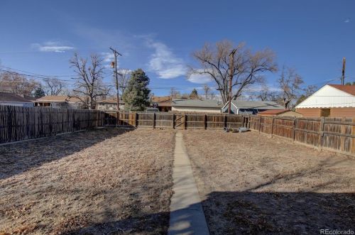 2385 Fulton St, Denver CO  80238-2928 exterior