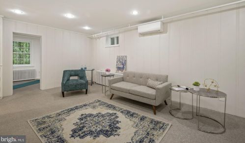 8024 Glenside Dr, Silver Spring MD 20912-7326 exterior