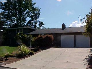 8015 Old Orchard Dr, Vancouver, WA 98665-7942