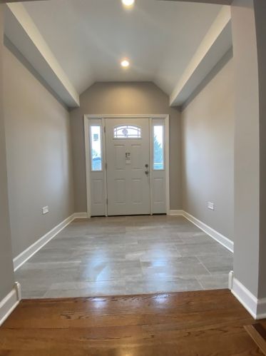 3603 Linneman St, Glenview, IL 60025-3701