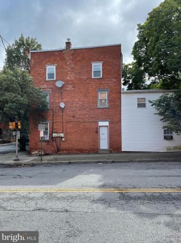 53 Plum St, Lancaster, PA 17602-2969