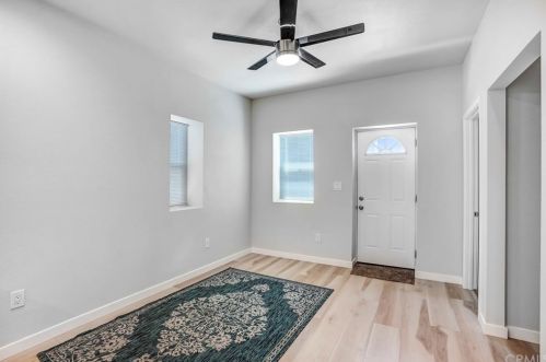 189 L St, Colton, CA 92324-3412