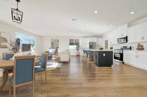 10716 Brookfield Dr, Riverside, CA 92505-3961