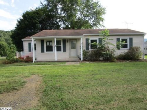 5 Wayburn St, Churchville, VA 24421-2637