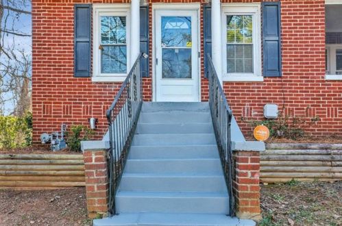 2039 Browns Mill Rd, Atlanta, GA 30315-6657
