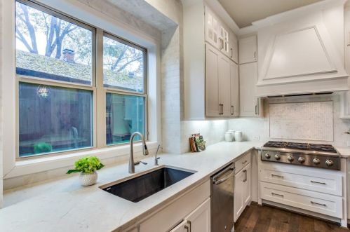 3605 5th St, Fort Worth TX  76107-2017 exterior