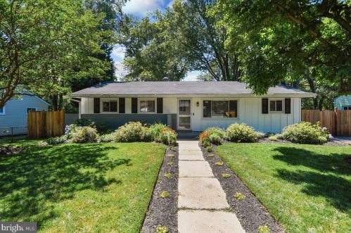 821 Windsor Rd, Arnold, MD 21012-1352