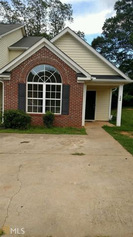 144 Evergreen Dr, Jackson, GA 30233-1971