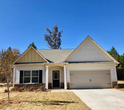 422 Daffodil Dr, Temple, GA 30179-5618