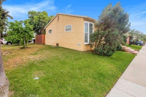 2502 Houston Ave, Anaheim CA  92801-1439 exterior