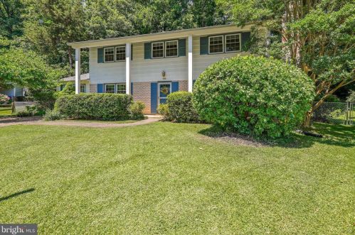 9120 Steven Irving Ct, Springfield, VA 22153-1424