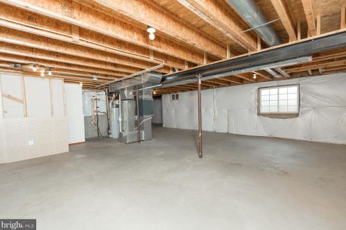 67 Barksdale Dr, Charles Town WV 25414-5616 exterior