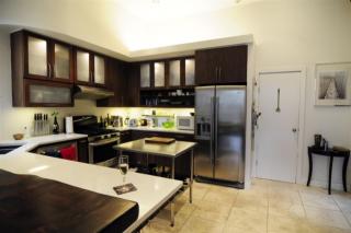 541 Divisadero St, San Francisco CA  94117-2212 exterior