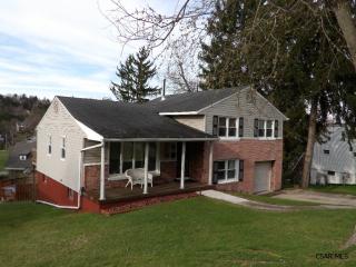 548 Edward St, Johnstown PA  15905-2632 exterior