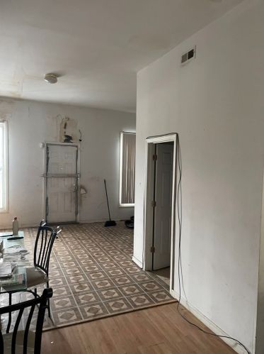 3114 Giles Ave, Chicago, IL 60616-3938