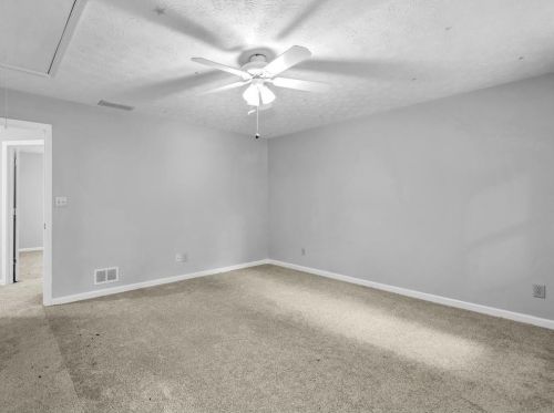 3890 Sundowner Ct, Conyers GA  30094-3870 exterior