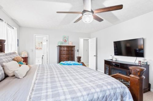 165 White Acres Dr, Stockbridge GA  30281-2261 exterior