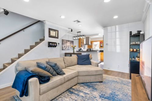 730 Fairhaven St, Anaheim CA  92801-4002 exterior