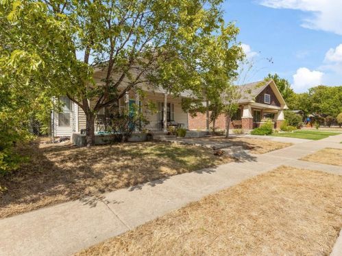 1212 Lilac St, Fort Worth TX  76110-2039 exterior