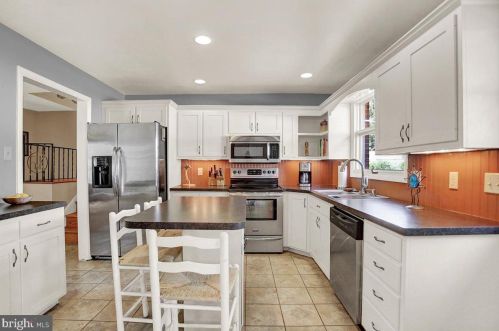 57 Springhouse Rd, Lancaster PA  17603-6619 exterior