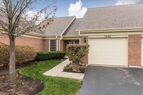 1248 Luther Ln, Arlington Hts, IL 60004-4685