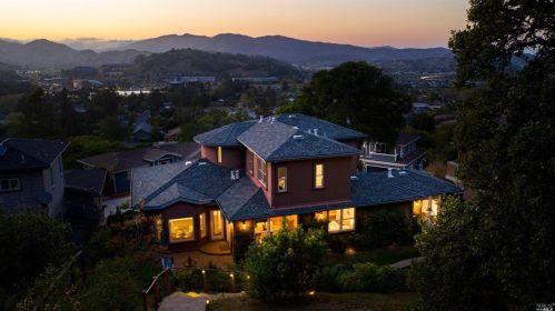 12 Edgehill Way, San Rafael, CA 94903-4204