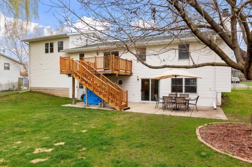1444 Balsam St, Saint Paul MN  55122-1855 exterior