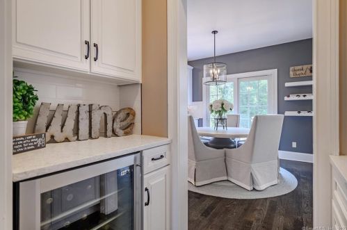 5 Clydesdale Ct, Upper Stepney CT  06468-1368 exterior