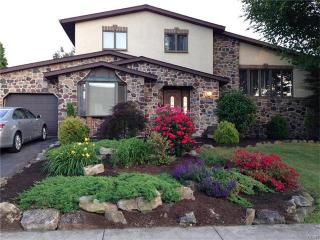 1414 Congress St, Allentown, PA 18102-1015