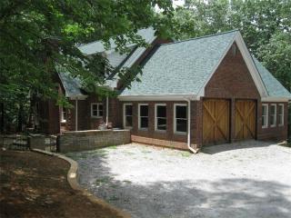 16083 Old Henderson Rd, Alpharetta, GA 30004-2724