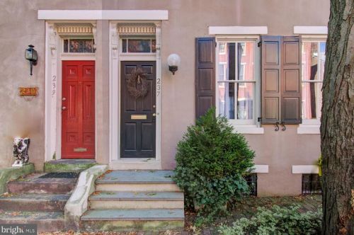 237 Mercer St, Trenton, NJ 08611-1725