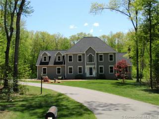 12 Appian Way, Coventry, CT 06238-1184