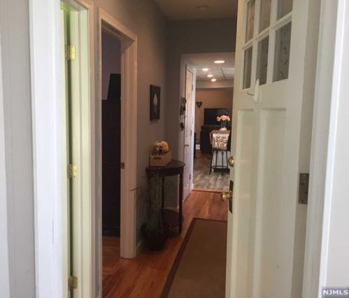 75 Hill St, Bogota, NJ 07603-1326