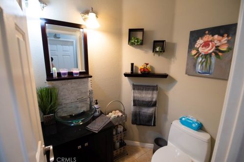 997 Dylan Way, Anaheim CA  92808-1519 exterior