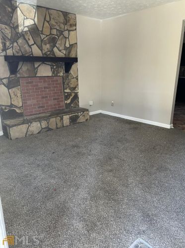 1453 Forest Villa Dr, Conyers, GA 30012-3520