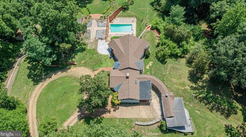 5516 River Rd, Fredericksburg, VA 22407-2235