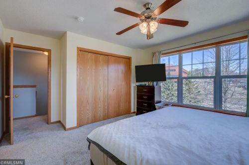 1141 Barclay St, Saint Paul MN  55106-1202 exterior
