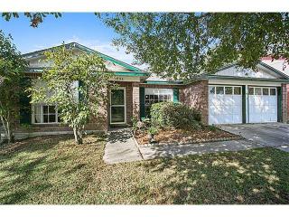 1056 Kingsway Dr, Gretna, LA 70056-8114