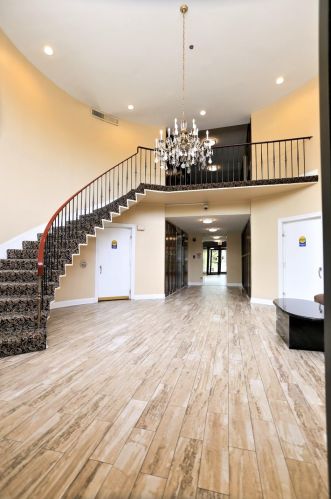 190 Wood Dale Rd, Wood Dale, IL 60191-2266